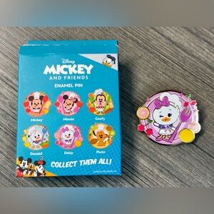 Disney 2026 Mickey and Friends Blind Box -Daisy Duck
